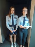 Uczniowie z klasy policyjnej i psychopedagogicznej na debacie o bezpieczeństwie