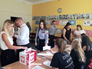Czytaj więcej: Wybory do Młodzieżowej Rady Miejskiej Łomży