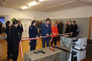 Czytaj więcej: Otwarcie wirtualnej strzelnicy w Zespole Szkół Technicznych i Ogólnokształcących Nr 4 w Łomży