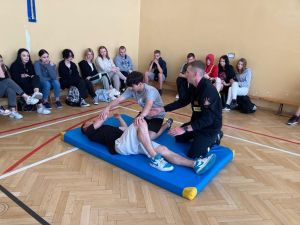 Czytaj więcej: Pierwsza pomoc