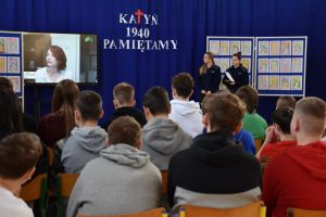 Czytaj więcej: Uroczystości katyńskie w Szkole Podstawowej w Konarzycach