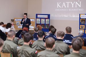 Czytaj więcej: „Katyń-Zbrodnia i Kłamstwo”. Dzień Pamięci Ofiar Zbrodni Katyńskiej