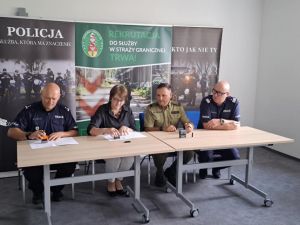 Czytaj więcej: Oddział mundurowy rozpoczyna funkcjonowanie w naszej szkole