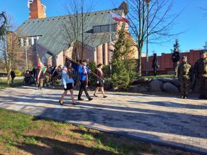 Czytaj więcej: Sztandar szkoły na obchodach 15 rocznicy katastrofy smoleńskiej